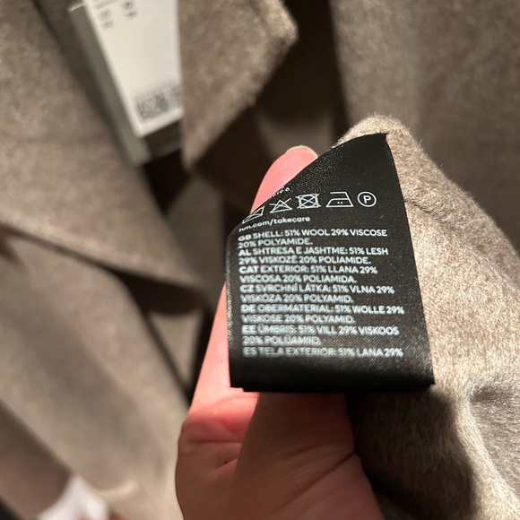 NEW Long Wool Coat with Belt - Picture 4 of 4